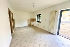 2 LOCALI A VOLPIANO