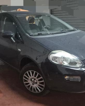 Fiat Punto 1.4 Metano/Benzina 2017 -

Marciante  