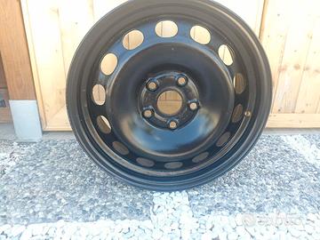 Cerchi per Auto R16