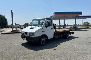 IVECO DAILY CARROATREZZI