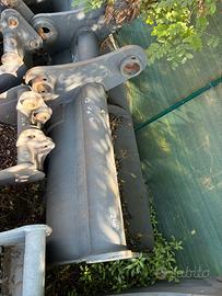 B68 - Benna 220 cm pulizia fossi perno 80