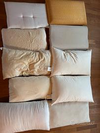 Lotto di 10 cuscini misti