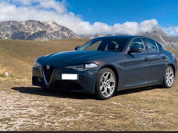 Alfa Romeo Giulia 2.2 160cv