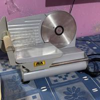 Affettatrice elettrica