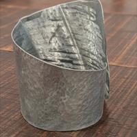 Bracciale battuto a mano e forgiato