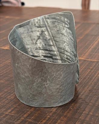 Bracciale battuto a mano e forgiato