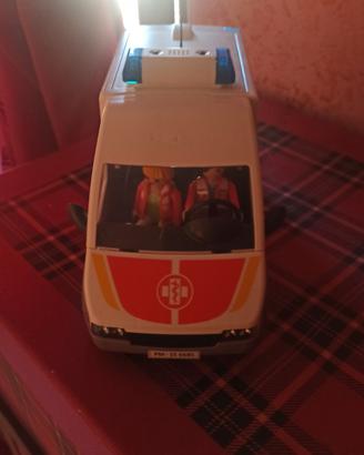 ambulanza pronto soccorso Playmobil 