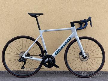 Bianchi Sprint 2025 105 Di2 Tg. 57