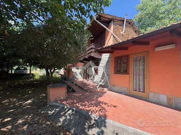 CASA SEMINDIPENDENTE A BAGNOLO PIEMONTE