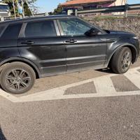 land rover evoque se dynamic