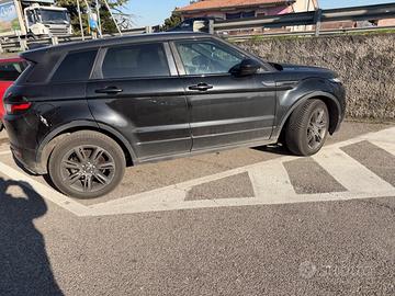 land rover evoque se dynamic