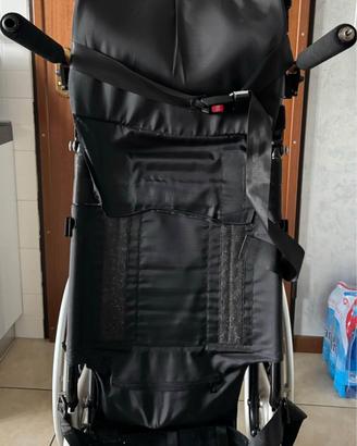 Carrozzina elettrica per stare a in piedi