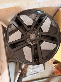 4 cerchi Omoda5 18”