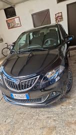 Ypsilon