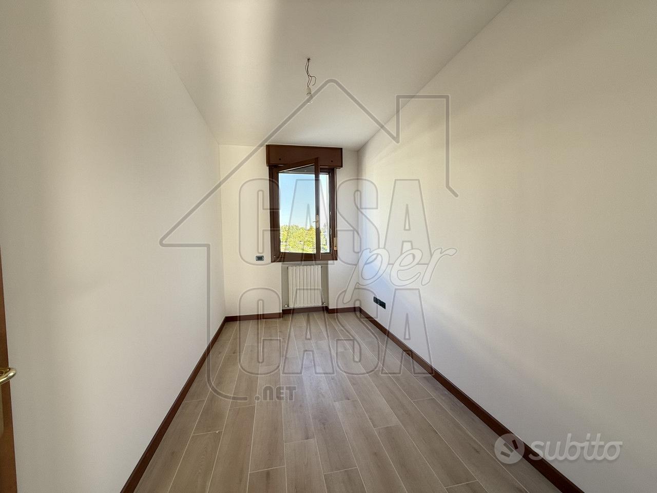 APPARTAMENTO BICAMERE IN CENTRO AD ABANO A DUE PAS - Vista 6