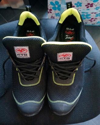 scarpe antinfortunistiche nuove