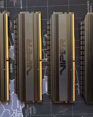 RAM DDR4 32GB Patriot Viper Blackout 4133 MHz CL18