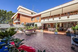 Appartamento di 120 m² con 3 locali a Roma