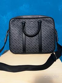 Borsa 24 ore Hugo Boss