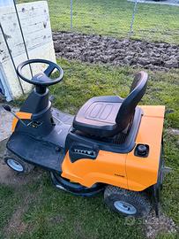 Trattorino tagliaerba STIGA