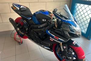 Suzuki gsx r 600 k7 pista