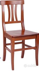 Sedie in legno color noce – robuste ed eleganti