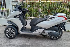 Peugeot metropolis 400 I 