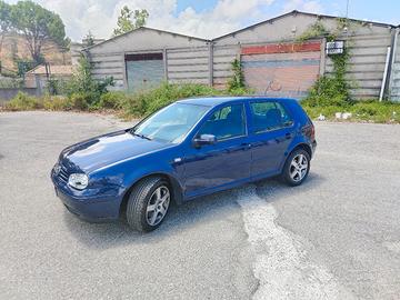 Volkswagen golf  IV 