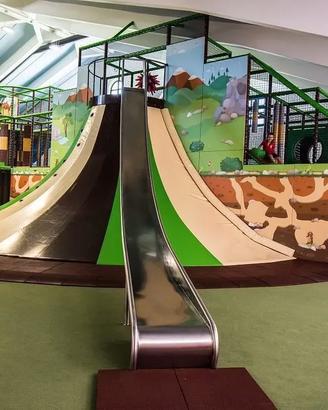 Vulcano Playground con Arrampicata e Scivolo Bimbi