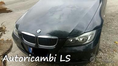 Bmw 320 berlina anno 2006 RICAMBI