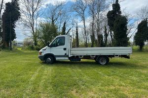 M127 - Furgone Iveco Daily 35C11 cassone fisso