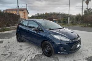 Ford Fiesta 6 Serie 1.2 Benzina