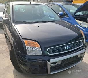 FORD FUSION per ricambi usati