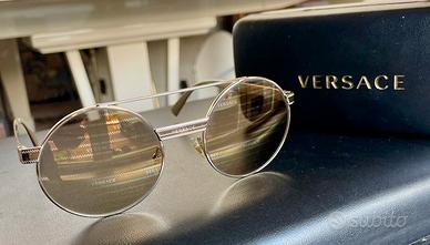 Occhiali sole Versace lenti specchio con logo