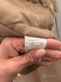 Parka beige imbottito con interno in pelliccia sin