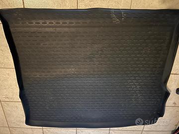 Vasca in gomma per baule audi Q5