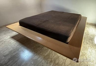 Letto "Tai", design Roberto Pamio e Renato Toso