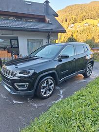 Jeep Compass ben tenuta