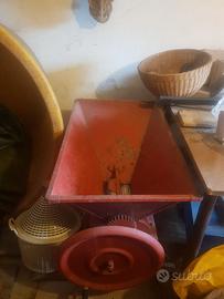 Attrezzature per vino