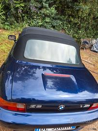 BMW z3 cabrio prezzo 10.000 euro trattabili.