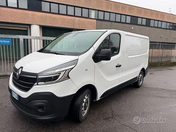 Renault Trafic 2.0- 120CVEURO 6D TEMP 3 POSTI