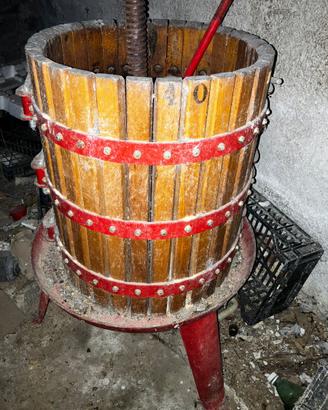 Torchio a leva per vinaccia da 40