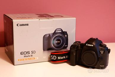 Reflex digitale Canon EOS 5D Mark III