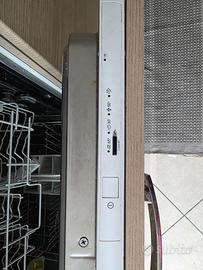 lavastoviglie da incasso Zanussi 