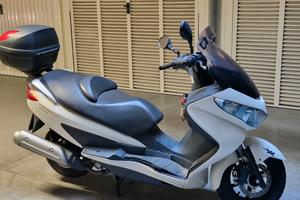 Suzuki  Burgman 
