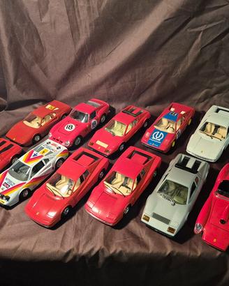 Burago Ferrari 1:24- lotto 12 pezzi