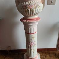 colonna con vaso