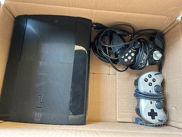 Ps 3 con 2 manettini e 2 giochi
