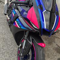 Yamaha R1 2024