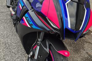 Yamaha R1 2024